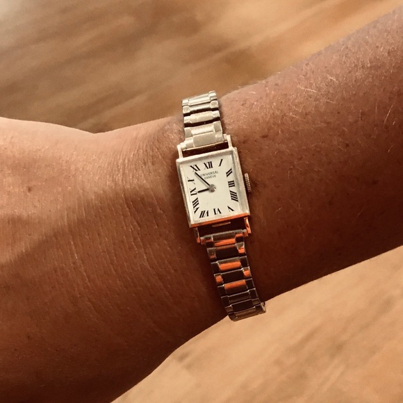 Vintage 14K Universal Geneve Tank Wristwatch, Works - Picture 11 of 12